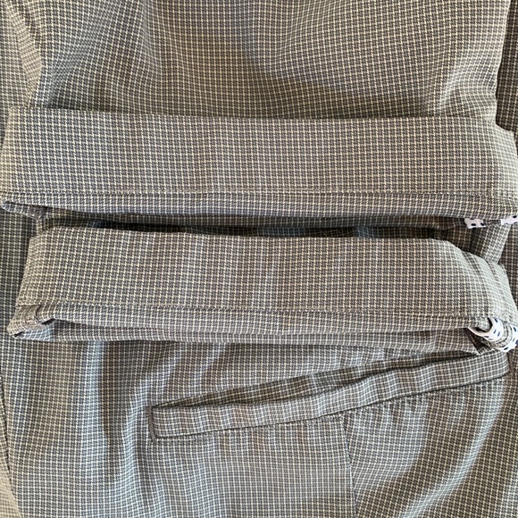 Tommy Bahama Men’s IslandZone Performance Pants. Size 38-27 - Picture 8 of 8